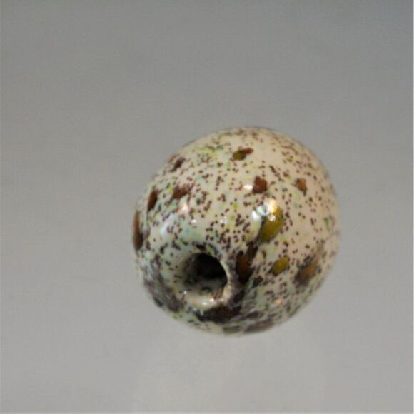 Vintage Ceramic Speckled Easter Egg Holliday Decoration - Picture 5 of 5